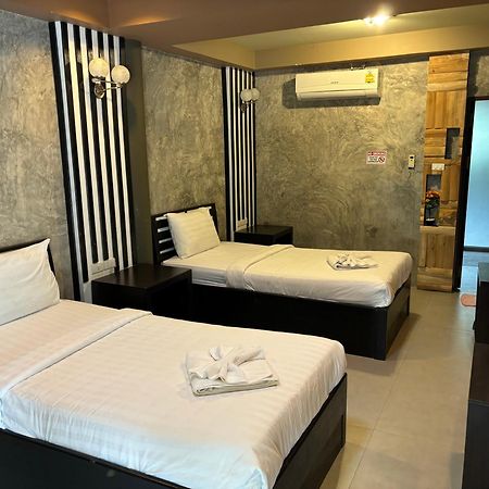 Revolution Kanchanaburi Adventure Hq Ban Chuk Kum Eksteriør bilde